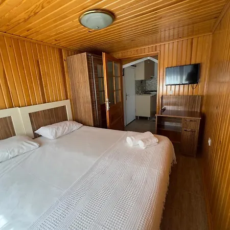 Mazlum Apart 3*